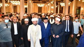  وفد من علماء المسلمين يثمن اهتمام الرئيس السيسي بمساجد آل البيت
