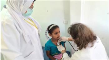 الكشف على ١٩١٧مواطناً خلال قافلة طبية مجانية بقرية ٦ أكتوبر بإدكو