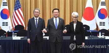   كوريا الجنوبية والولايات المتحدة واليابان يتفقان على مواجهة تهديدات كوريا الشمالية