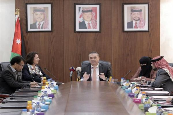 البرلمانية الأردنية مع دول آسيا تدين الإساءات الهندية للرسول