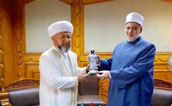   مفتي كازاخستان يوجه دعوة لشيخ الأزهر لرئاسة مؤتمر زعماء الأديان وافتتاح أكبر مسجد