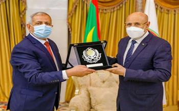   رئيس الأكاديمية العربية للعلوم والتكنولوجيا يبحث مع وزارة الدفاع الموريتانية إنشاء فرع لها في نواكشو