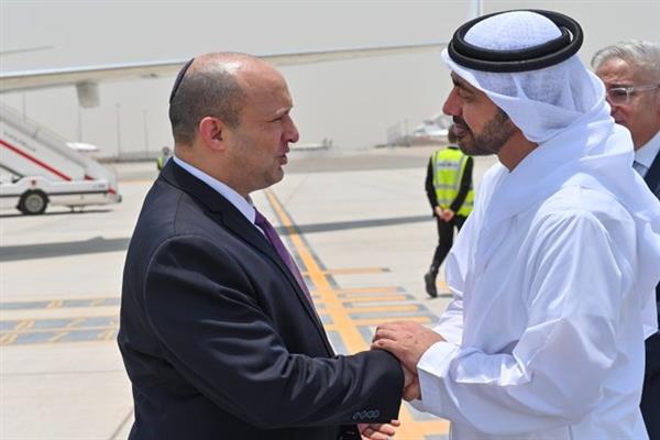 بينيت يزور أبوظبى ويلتقى برئيس الإمارات