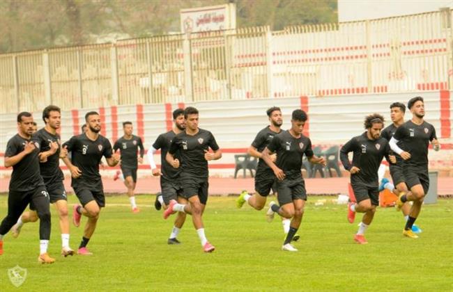 حازم وأوناجم يخوضان تدريبات تأهيلية وعلاجية في «الجيم»