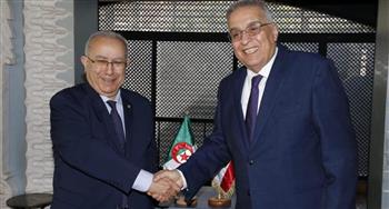   وزير الخارجية الجزائري يبحث مع نظيره اللبناني التعاون الثنائي