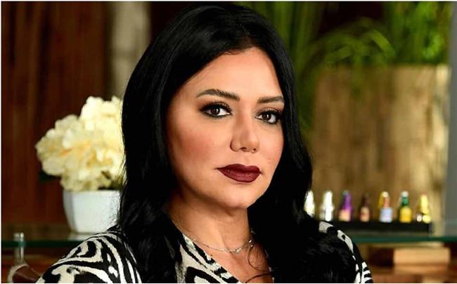 رانيا يوسف: من لا يأنس بذاته لا يأنس بشيء آخر