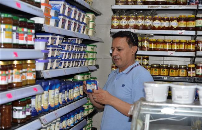 حملات تموينية على الأسواق و المخابز و محطات تموين السيارات بالإسماعيلية 