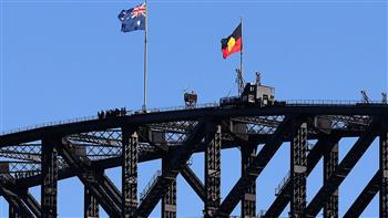   أستراليا ترفع علم السكان الأصليين على جسر سيدني بشكل دائم