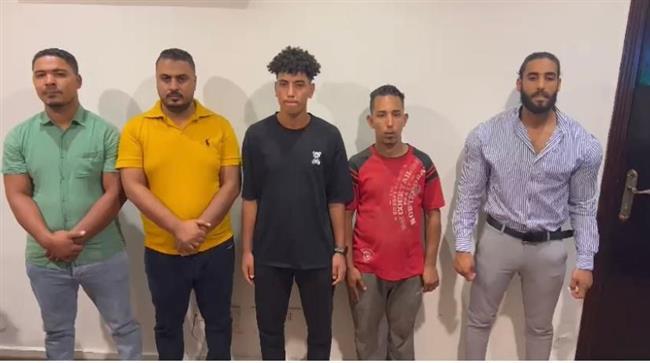 «الداخلية» تكشف حقيقة فيديو إيقاف ضابط شرطة لشخص وسيدة منتقبة
