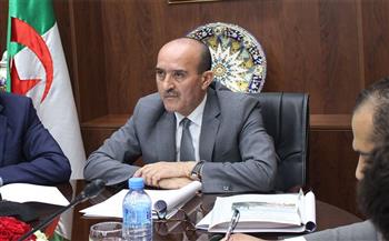   وزير الداخلية الجزائري: اتخاذ التدابير اللازمة لعبور التونسيين والجزائريين عبر الحدود في ظروف جيدة