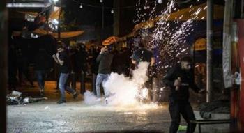   اندلاع مواجهات بين الشباب و الاحتلال الإسرائيلي شرق القدس المحتلة  