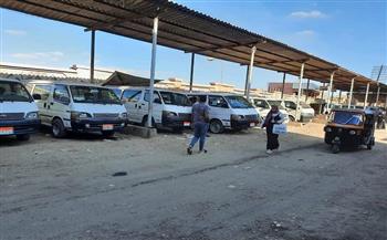   نائب محافظ شمال سيناء يتفقد محطات الوقود والمواقف للتأكد من الإلتزام بالتعريفة الجديدة