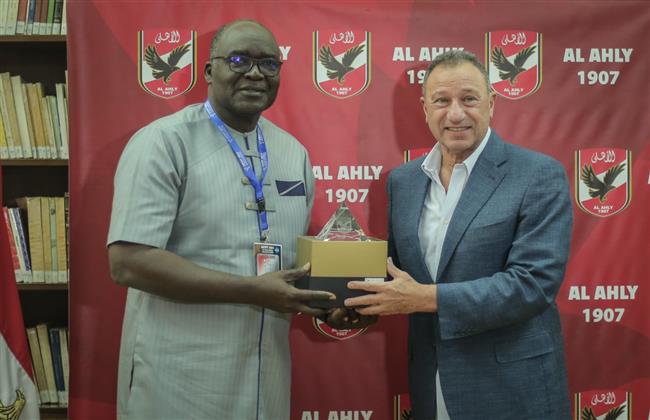 الخطيب يستقبل رئيس الاتحاد الإفريقي لكرة اليد