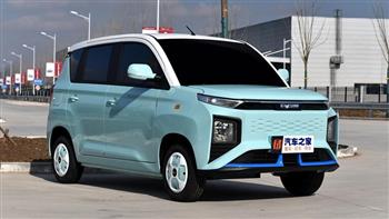   الصين تقتحم عالم السيارات الكهربائية بمركبة متطورة ورخيصة الثمن