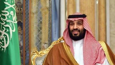 ولي العهد السعودي يستقبل العاهل الأردني في مطار جدة