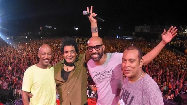 أول تعليق من «بلاك تيما» بعد حفلها مع الكينج محمد منير