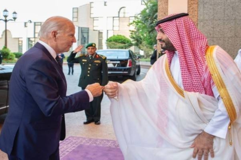 عماد أديب يكشف دلالات سلام ولي العهد السعودي على الرئيس الامريكي