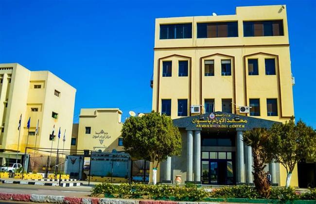 حملة للتعريف بتأثيرات تغير المناخ داخل معهد الأورام بأسوان