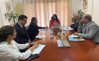 نائب وزير السياحة تبحث سبل دفع مزيد من الحركة السياحية الوافدة من أوزبكستان وكوريا الجنوبية