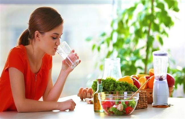 احترسوا من هذه الأطعمة.. لا تأكلوها في الطقس الحار