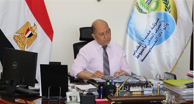 مياه أسيوط تتابع تطورات أعمال المد والتدعيم ميدانيا