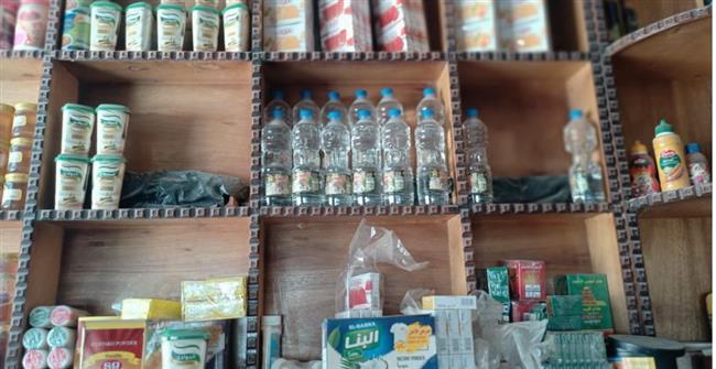 ضبط ١٧ محلا يدار بدون ترخيص بحوش عيسى 