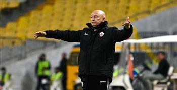 فيريرا يبحث حلول للظهير الأيمن فى مباراة الأهلى 