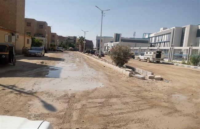 طرق الإسماعيلية تبدأ تنفيذ خطة تطوير و رصف مدينة فايد 