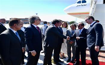   الرئيس الصربي يستقبل الرئيس السيسي بمطار العاصمة بلجراد