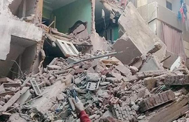 مصرع شخصين في انهيار عقار شرق الإسكندرية