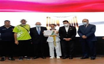 وزير الشباب يكرم أبطال مشروع البطل الأوليمبى