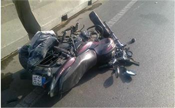   مصرع شخص وإصابة طفل فى حادث انقلاب دراجة نارية بكفر الشيخ