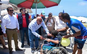   محافظ الإسكندرية يستقبل عدد من جمعيات ذوي الهمم والاحتياجات الخاصة على شاطىء المكفوفين