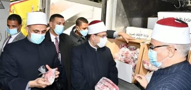 قنا تستقبل 2 طن لحوم بلدية ضمن مشروع صكوك الأضاحى لوزارة الأوقاف 
