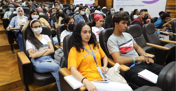 جامعة القاهرة تنظم تدريبات للطلبة على نموذج محاكاة لمؤتمر COP27
