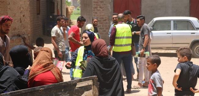 مناظرة ٧٦٢ شخصا فى قافلة لجامعة جنوب الوادى بقرية فى قنا                                