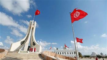   "الدفاع التونسية": مغادرة مروحيتين جزائريتين بعد مشاركتهما في إخماد حريق برج السدرية