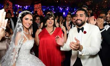   نجوم الفن يحتفلون بزفاف ابنة شقيق عادل إمام