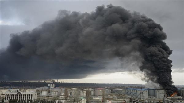 أوكرانيا: هجوم صاروخي روسي يستهدف ميناء أوديسا وأنباء عن حريق وضحايا