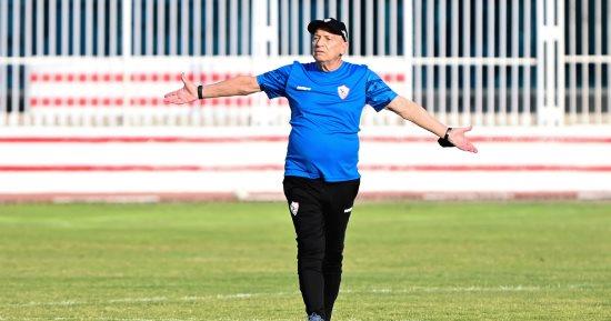 فيريرا يضع الرتوش النهائية للاعبى الزمالك لتخطى عقبة سموحة 