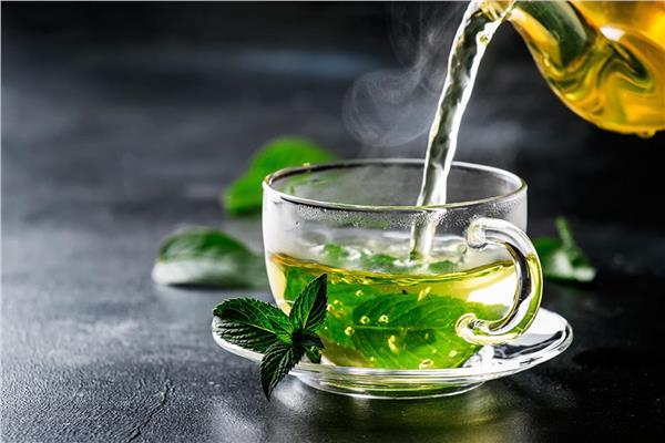 احذروا.. تناول الشاي الأخضر لهذا السبب