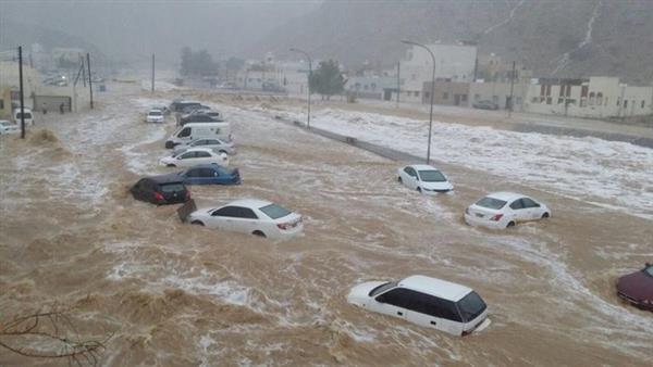 مصرع 6 أشخاص جراء سيول جارفة وأمطار غزيرة  بـ «اليمن»