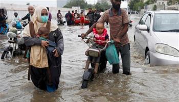   الأمطار والفيضانات فى باكستان تتسبب فى وفاة 312 شخصا