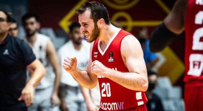 عرقجي أفضل لاعب في أمم آسيا للسلة