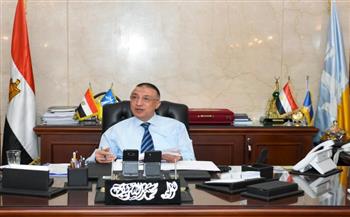   محافظ الإسكندرية يوجه بتكثيف الحملات الرقابية على الأسواق والمخابز لضبط الأسعار