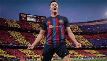 "ليفاندوفسكي": أشعر كأنني في برشلونة منذ شهور