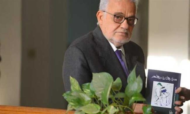 وزيرة الثقافة تنعى الكاتب الصحفى منير عامر
