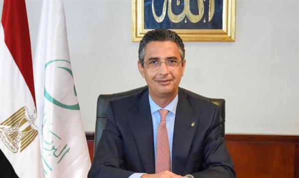 رئيس البريد المصري يؤكد الحرص على التعاون مع جميع الكيانات والمؤسسات