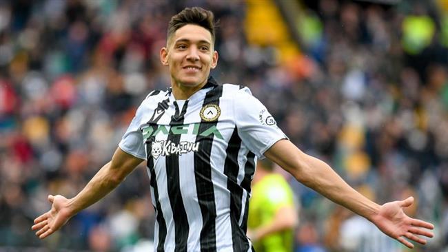 مولينا يصل مدريد لإتمام انتقاله إلى أتلتيكو