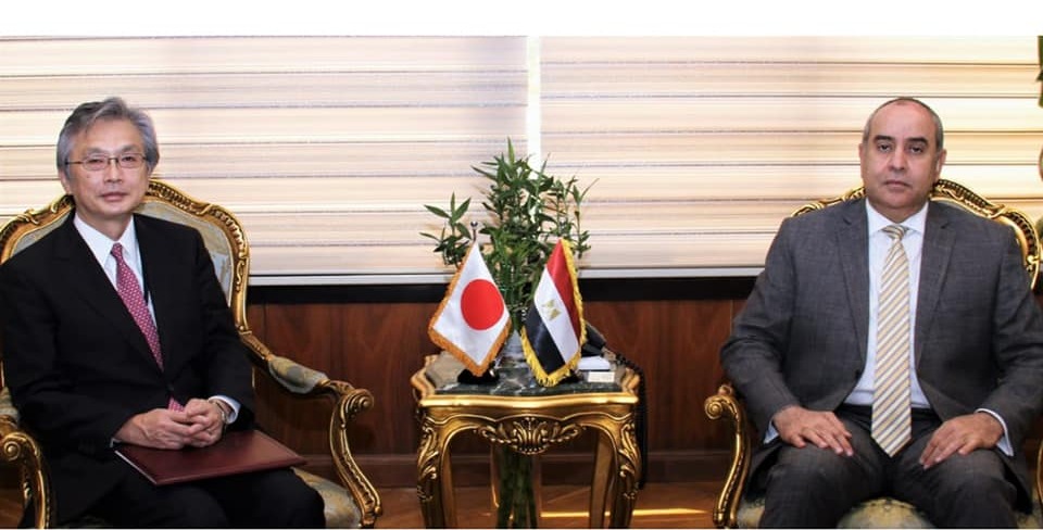 وزير الطيران يبحث مع سفير اليابان   تعزيز التعاون فى مجال النقل الجوي